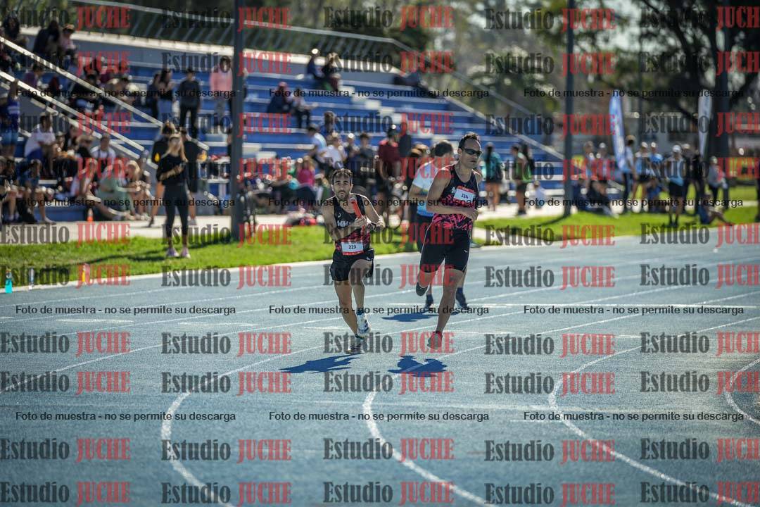 Fotos durante los relevos