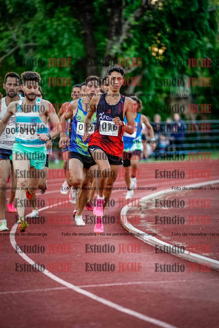 Fotos de los 1500 m llanos de varones