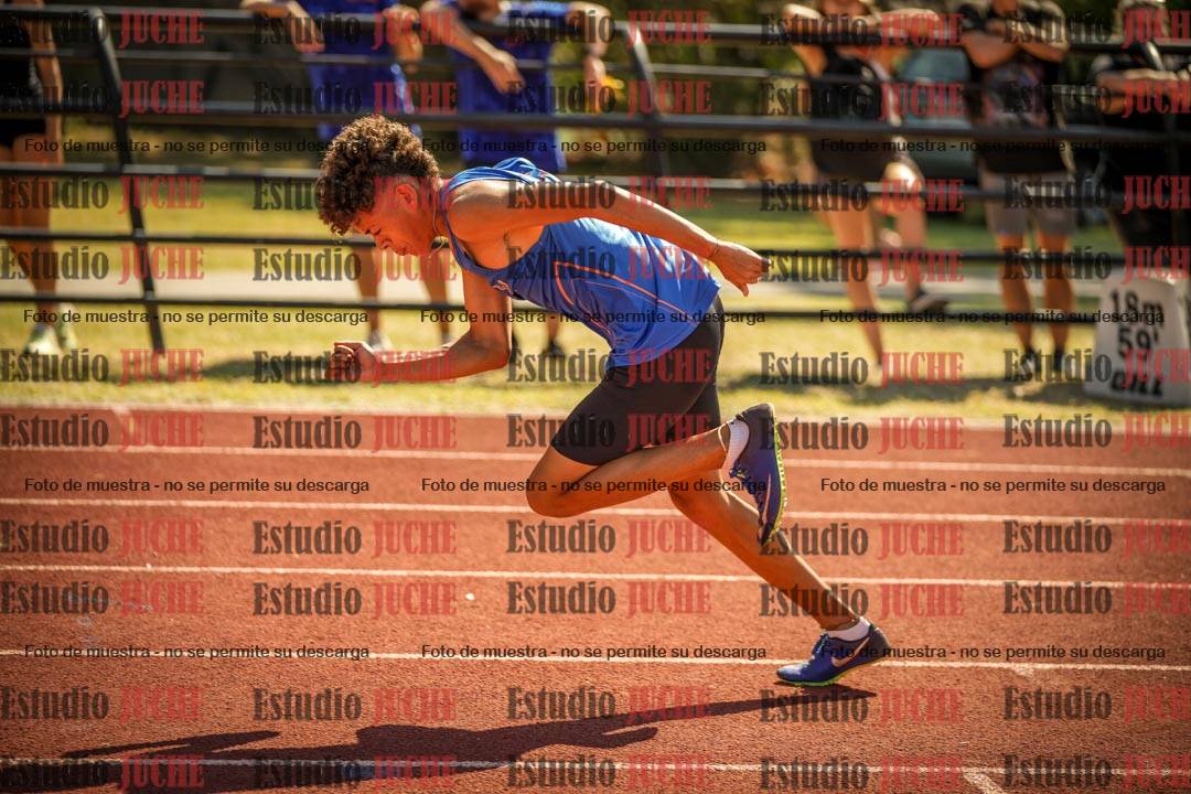 Fotos de los 400 m llanos de varones