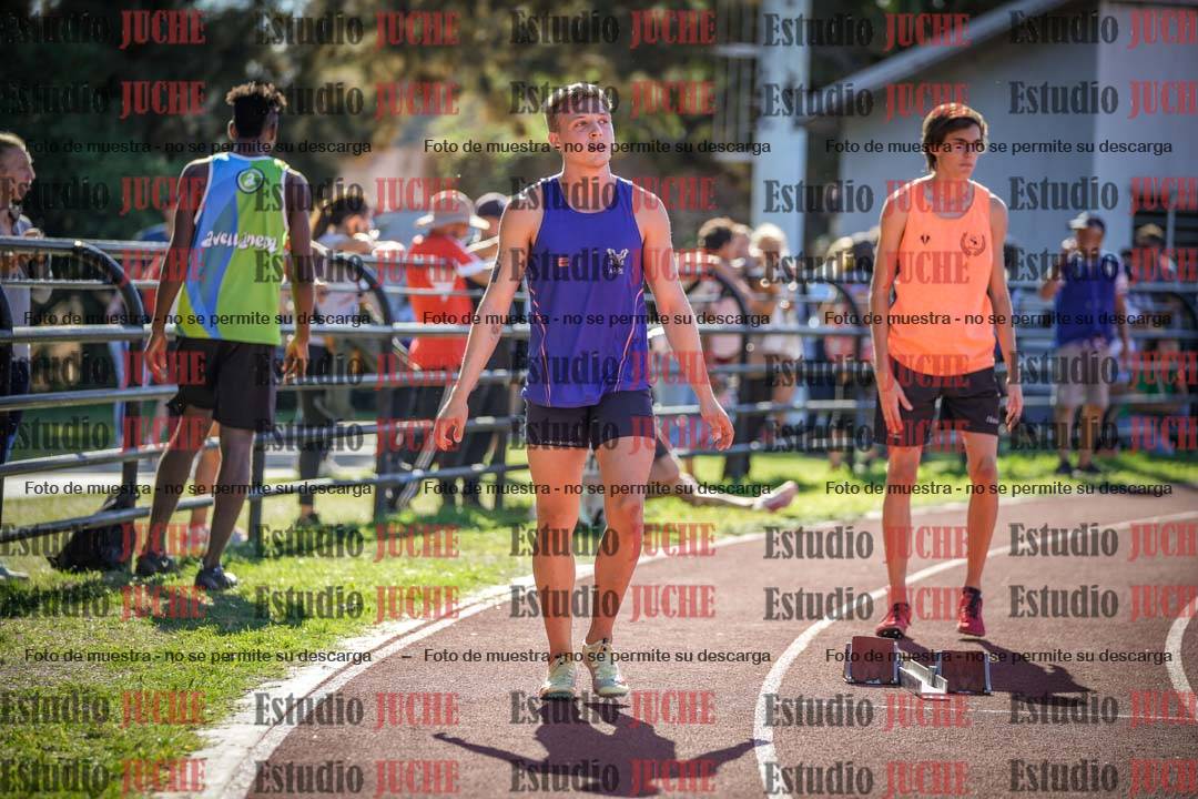 Fotos de los 400 m llanos de varones
