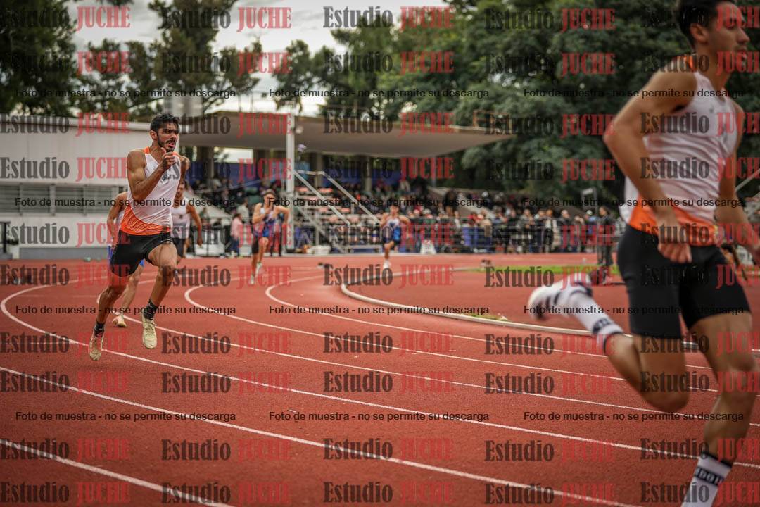 Fotos de los 400 m llanos de varones