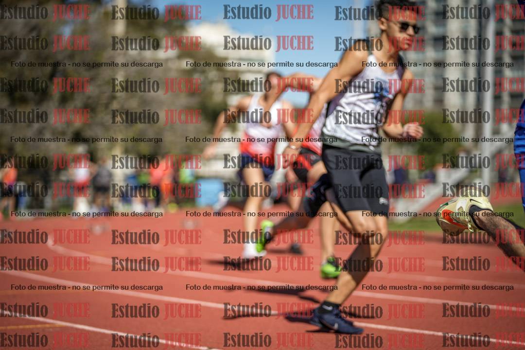 Fotos de los 200 m llanos de varones
