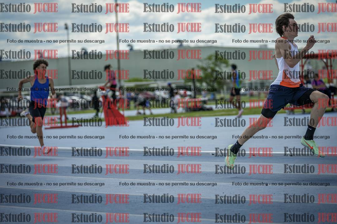 Fotos de los 400 m llanos de varones