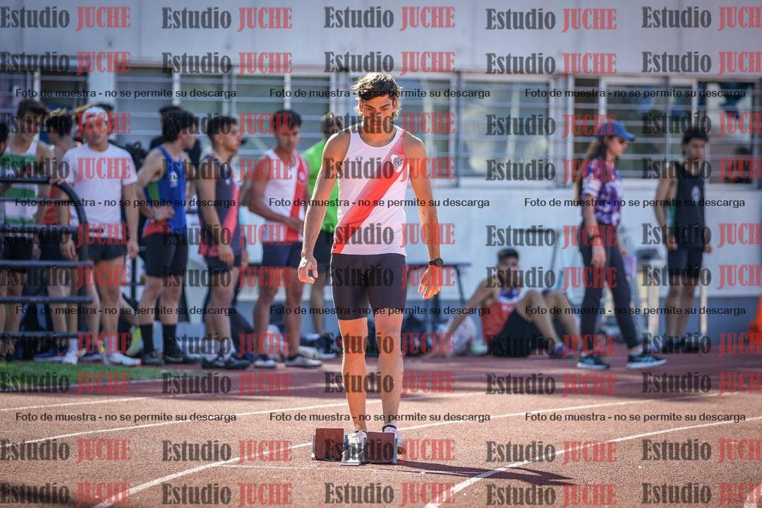 Fotos de los 400 m llanos de varones
