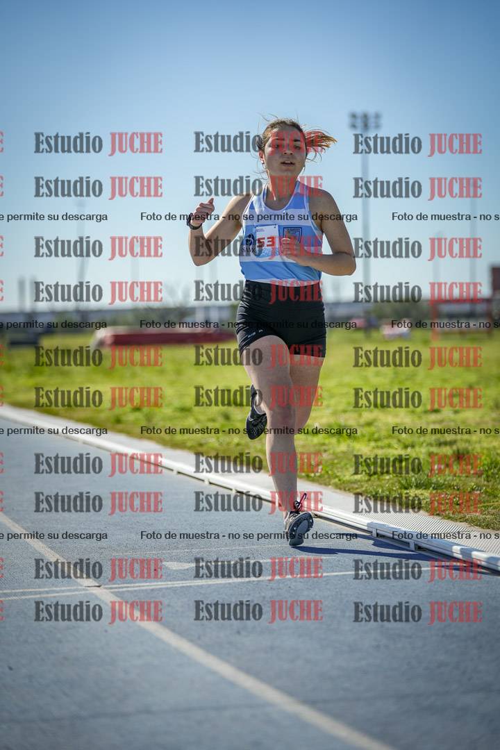 Fotos de los 5000 m llanos de mujeres y varones