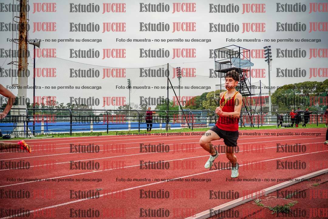 Fotos de los 200 m llanos de varones