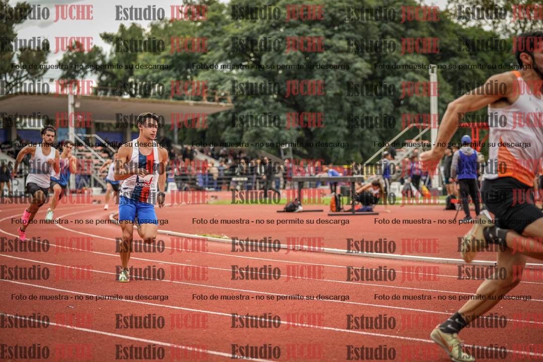 Fotos de los 400 m llanos de varones