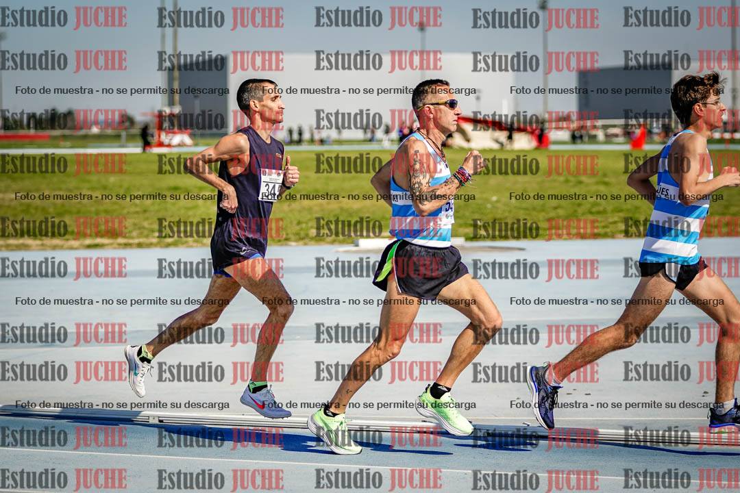 Fotos de los 3000 m llanos de varones