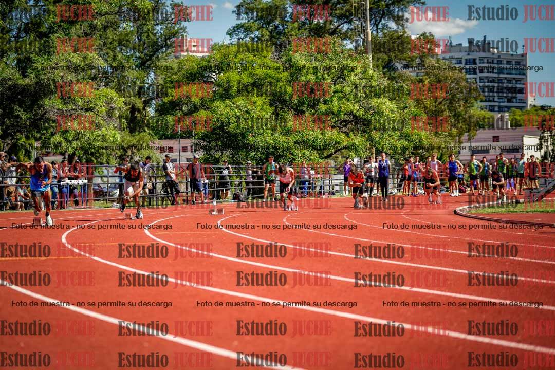 Fotos de los 200 m llanos de varones