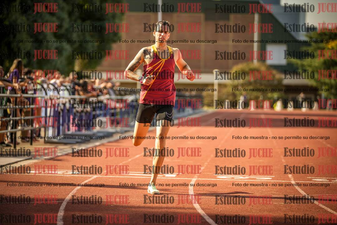 Fotos de los 400 m llanos de varones