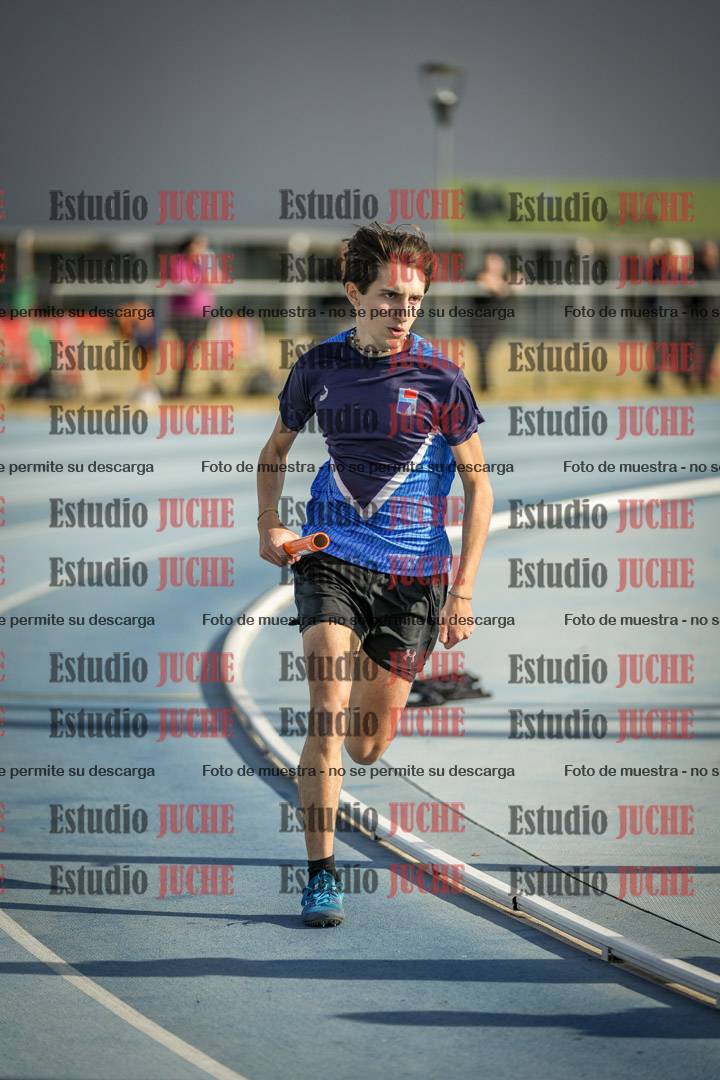 Fotos de las Postas 8x200 m mixta