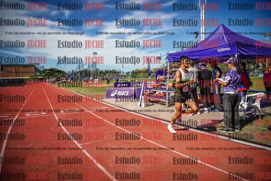 Fotos de los 5000 m llanos de varones