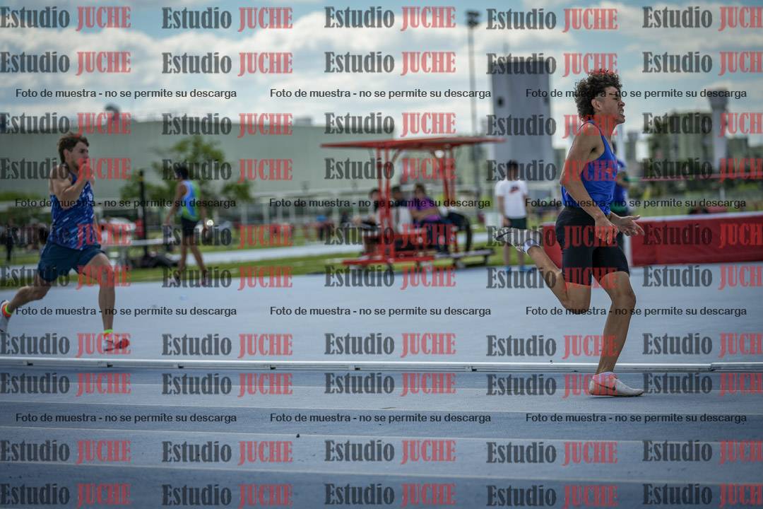 Fotos de los 400 m llanos de varones