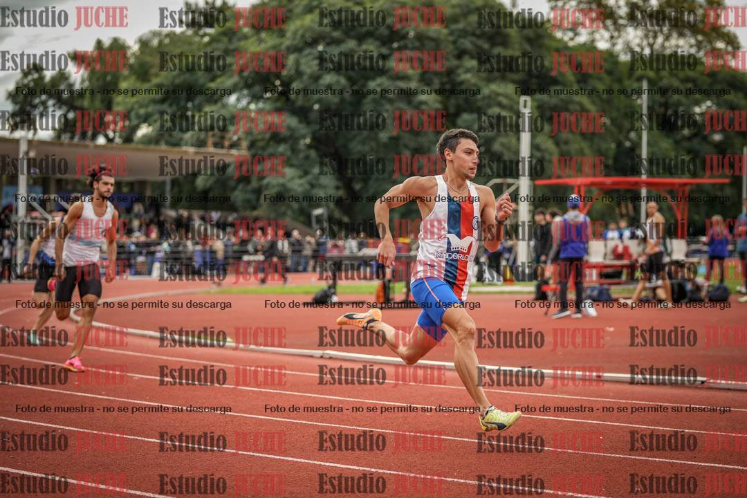 Fotos de los 400 m llanos de varones