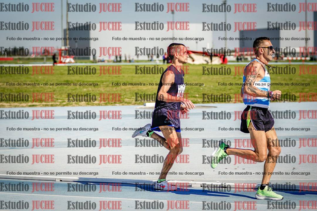 Fotos de los 3000 m llanos de varones
