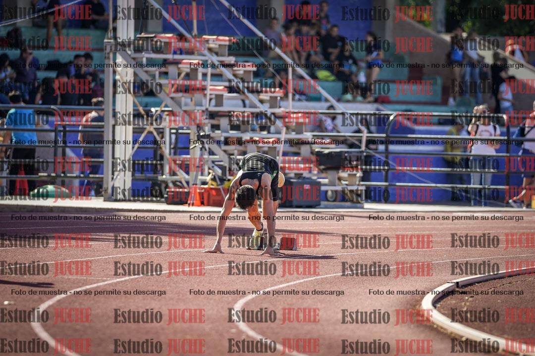 Fotos de los 400 m llanos de varones