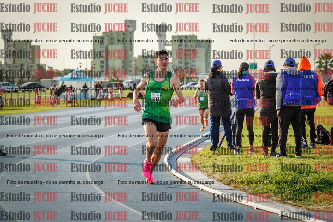 Fotos de los 3000 m llanos de varones