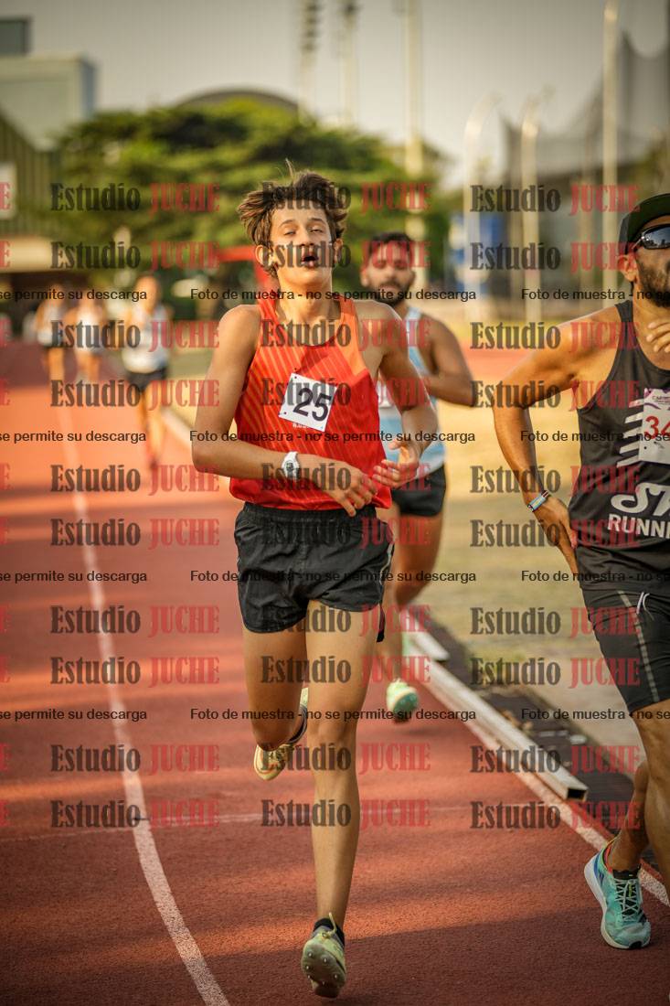 Fotos de los 1500 m llanos de varones