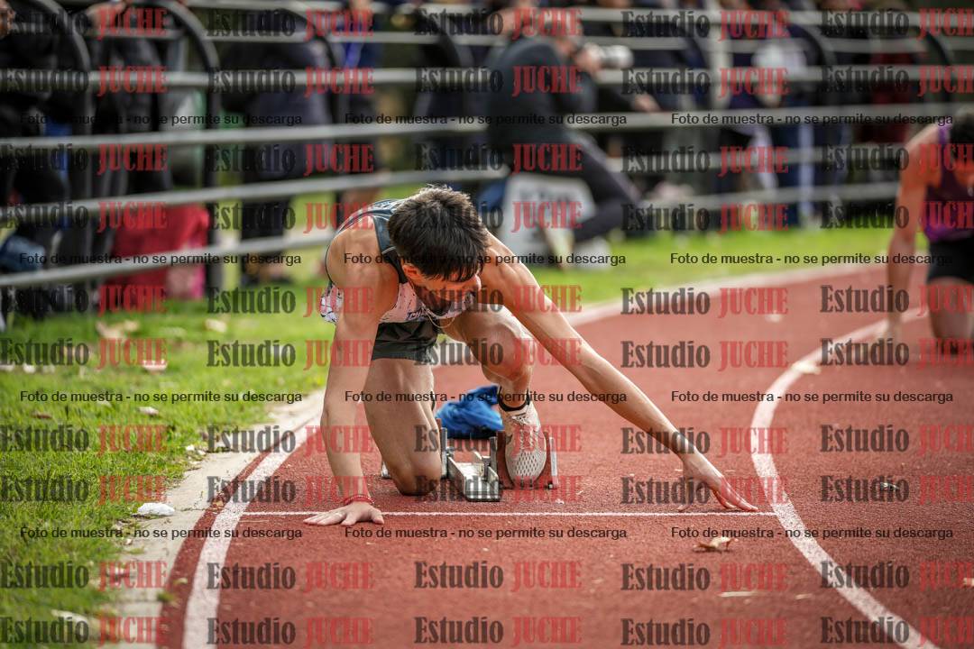 Fotos de los 400 m llanos de varones
