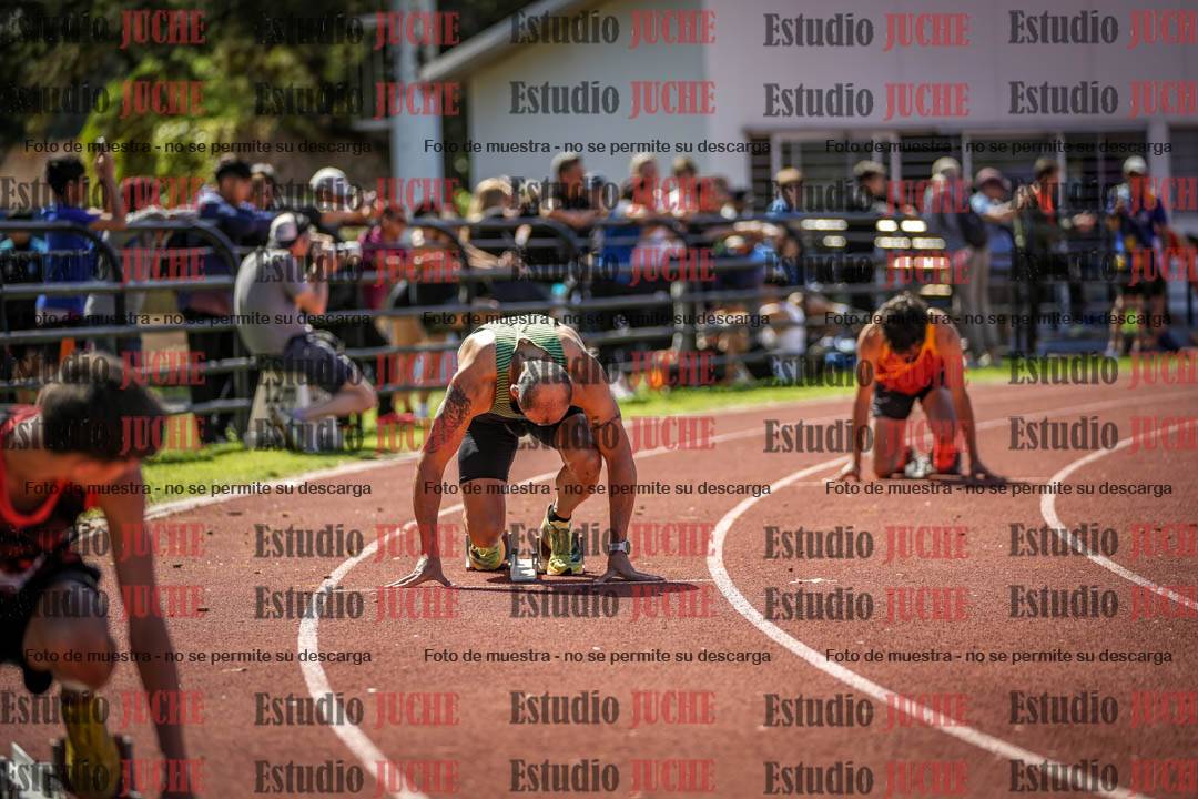 Fotos de los 400 m llanos de varones