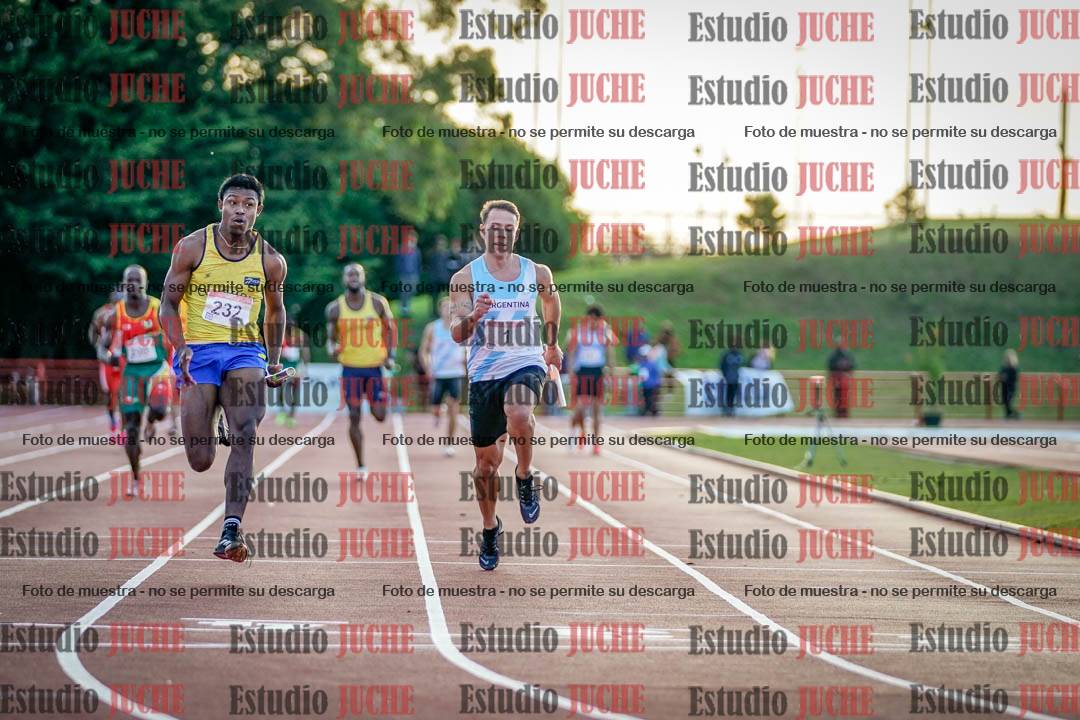 Fotos de las postas 4x100 m de varones - serie 1
