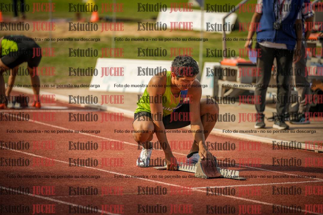 Fotos de los 400 m llanos de varones
