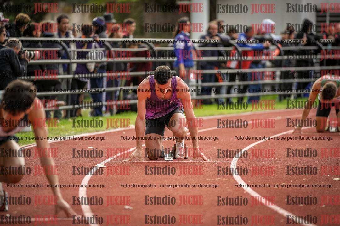 Fotos de los 400 m llanos de varones