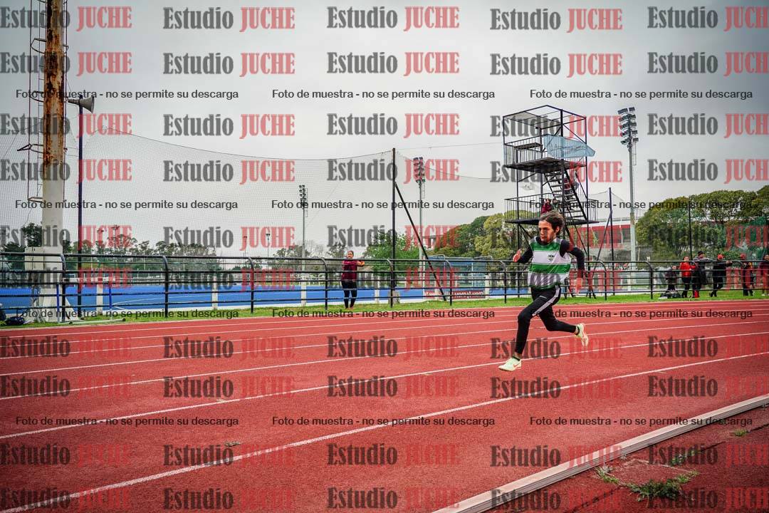 Fotos de los 200 m llanos de varones