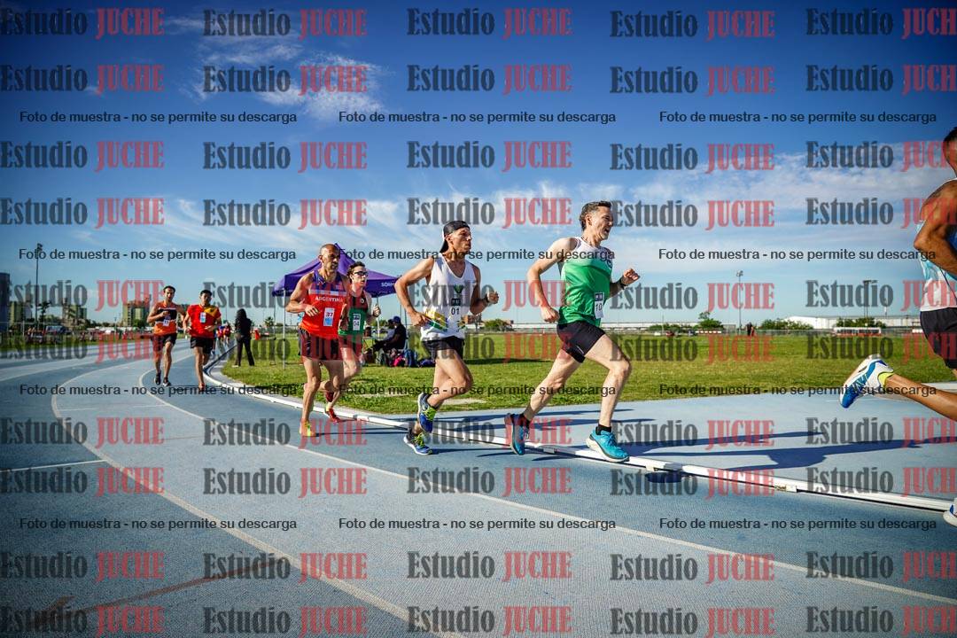 Fotos de los 1500 m llanos de varones