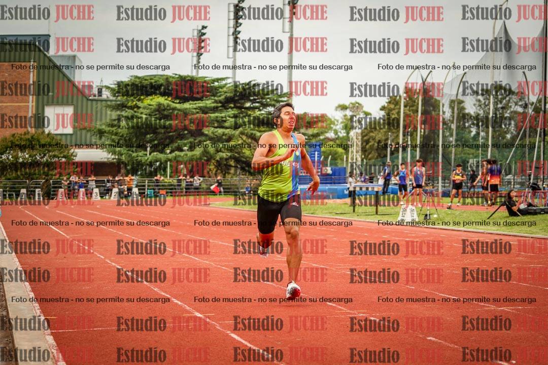 Fotos de los 400 m llanos de varones