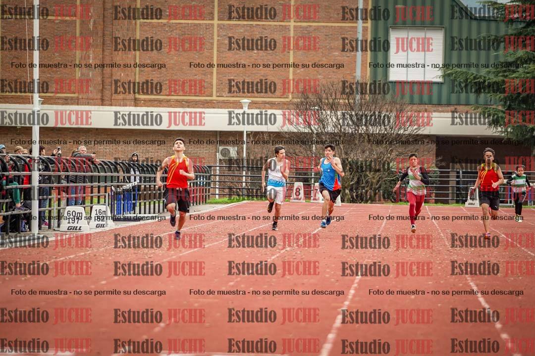 Fotos de los 200 m llanos de varones