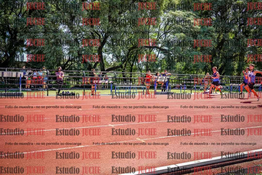 Fotos de los 100 m llanos de varones
