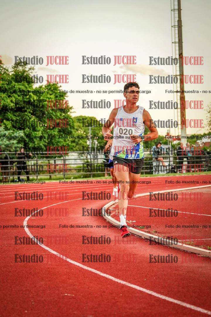 Fotos de los 1500 m llanos de varones