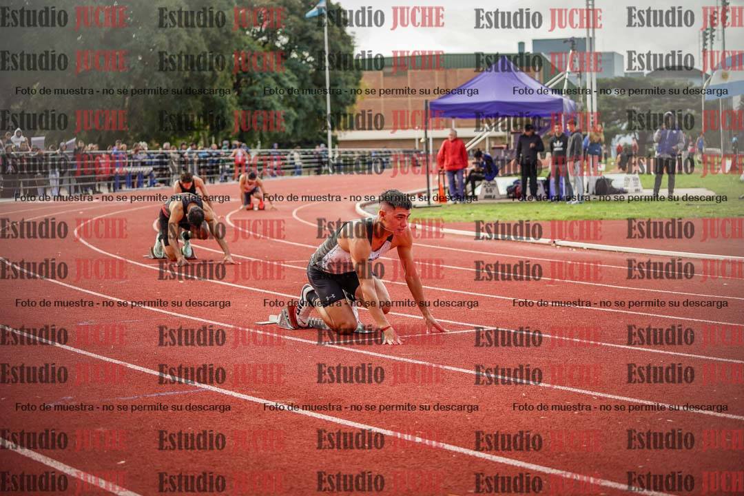 Fotos de los 400 m llanos de varones