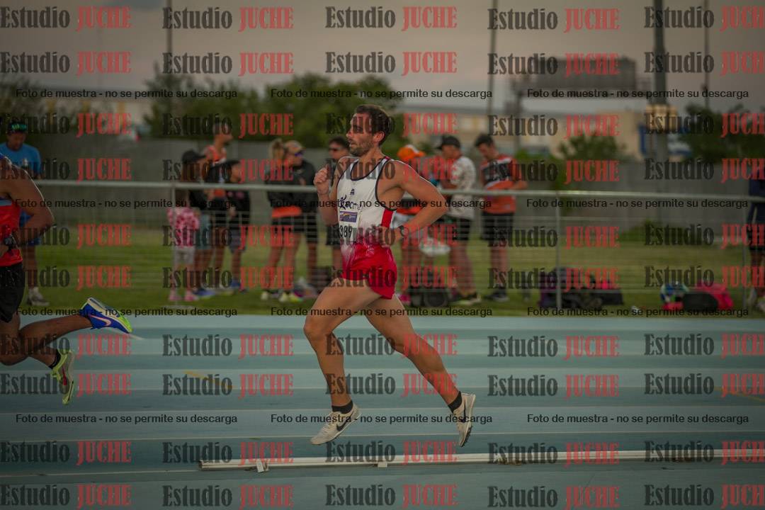 Fotos de los 3000 m llanos de varones