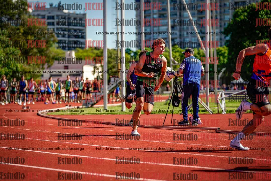 Fotos de los 200 m llanos de varones