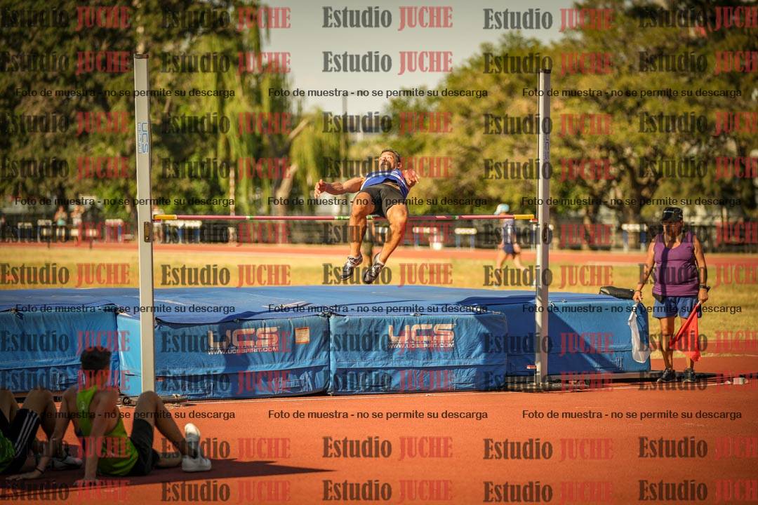 Fotos del salto en alto de varones