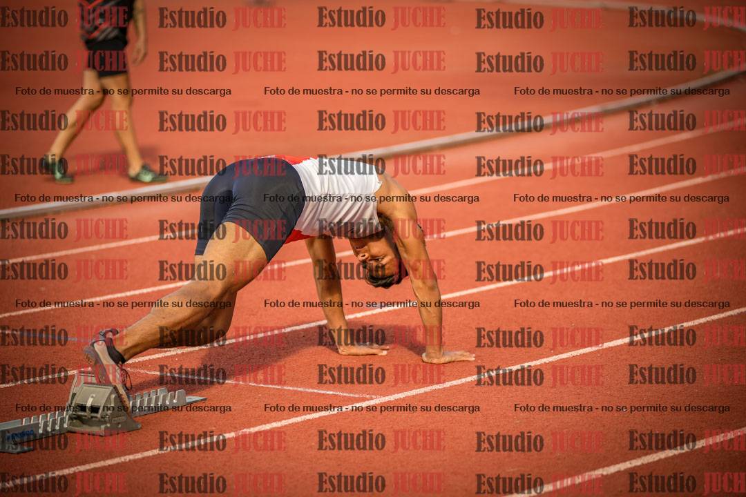 Fotos de los 400 m llanos de varones