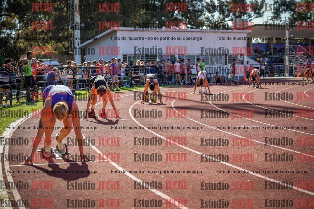 Fotos de los 400 m llanos de varones