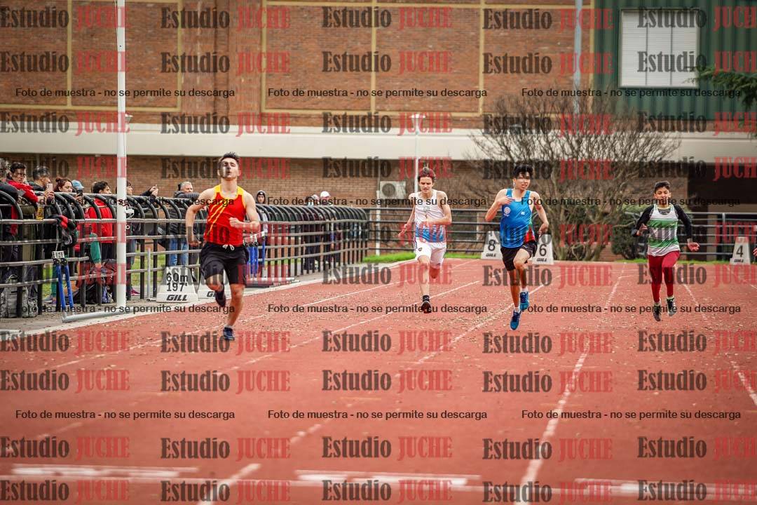 Fotos de los 200 m llanos de varones