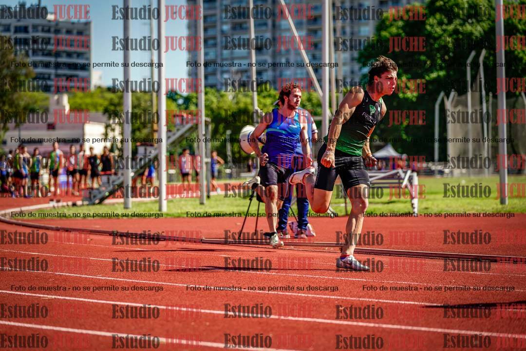 Fotos de los 200 m llanos de varones