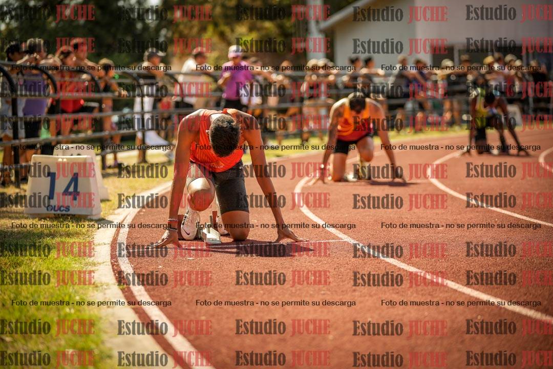 Fotos de los 400 m llanos de varones