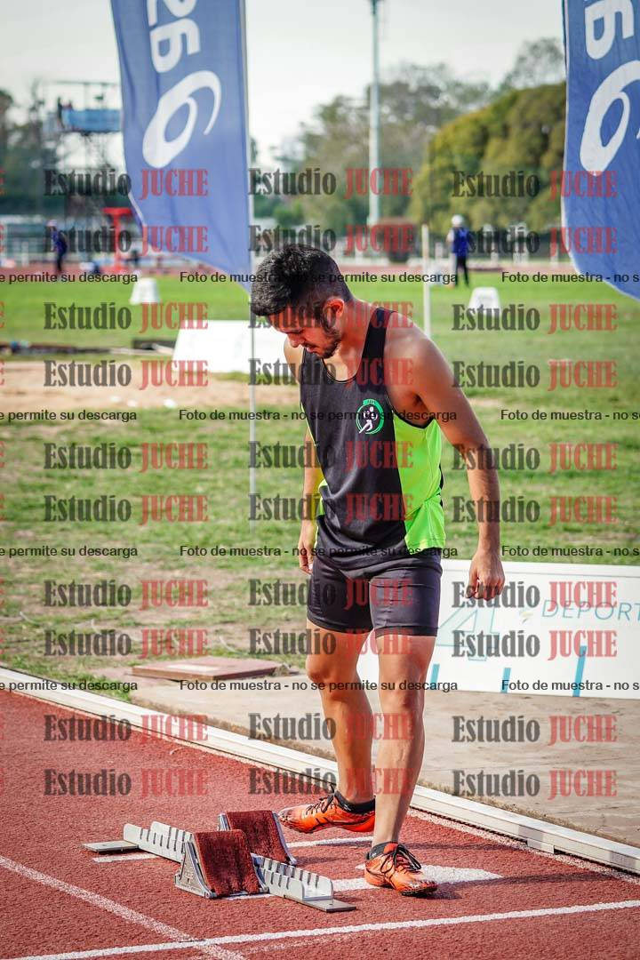 Fotos de los 400 m llanos de varones