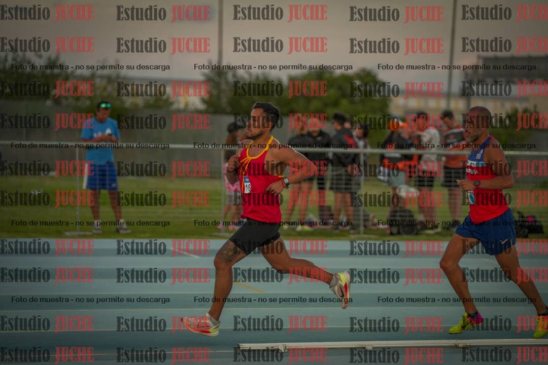 Fotos de los 3000 m llanos de varones