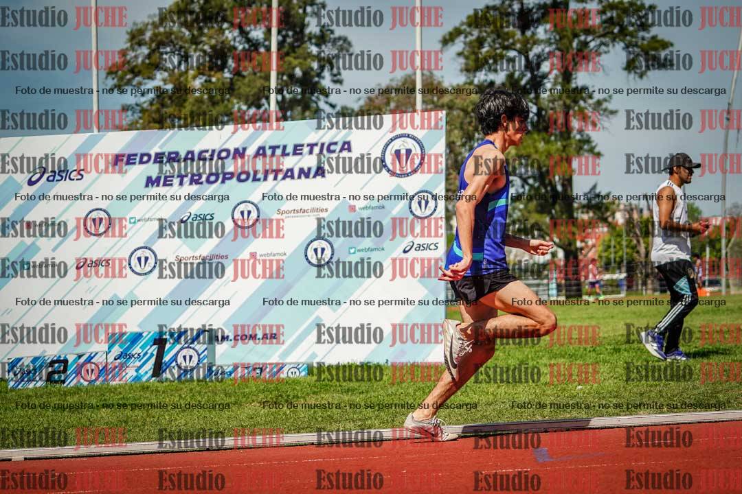 Fotos de los 800 m llanos de varones