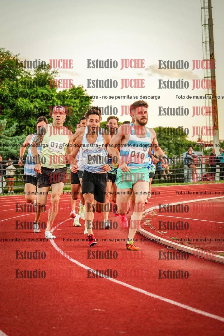 Fotos de los 1500 m llanos de varones