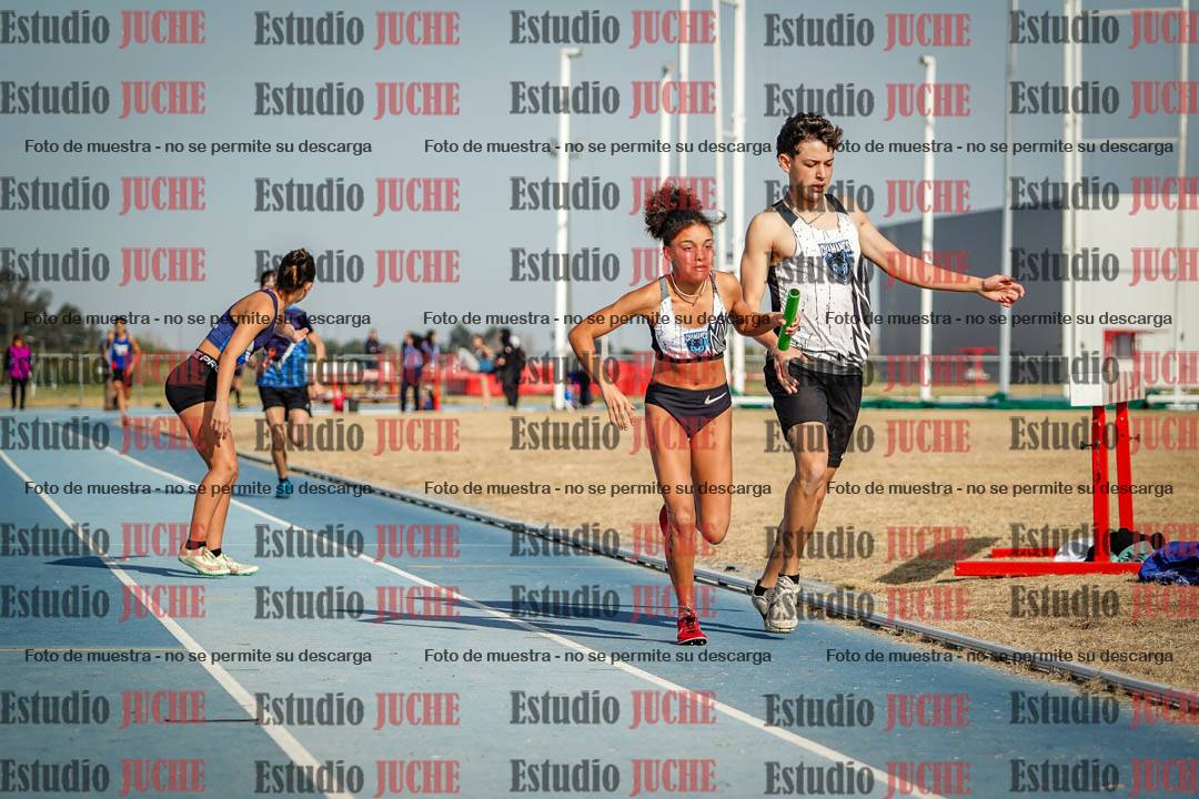 Fotos de las Postas 8x200 m mixta