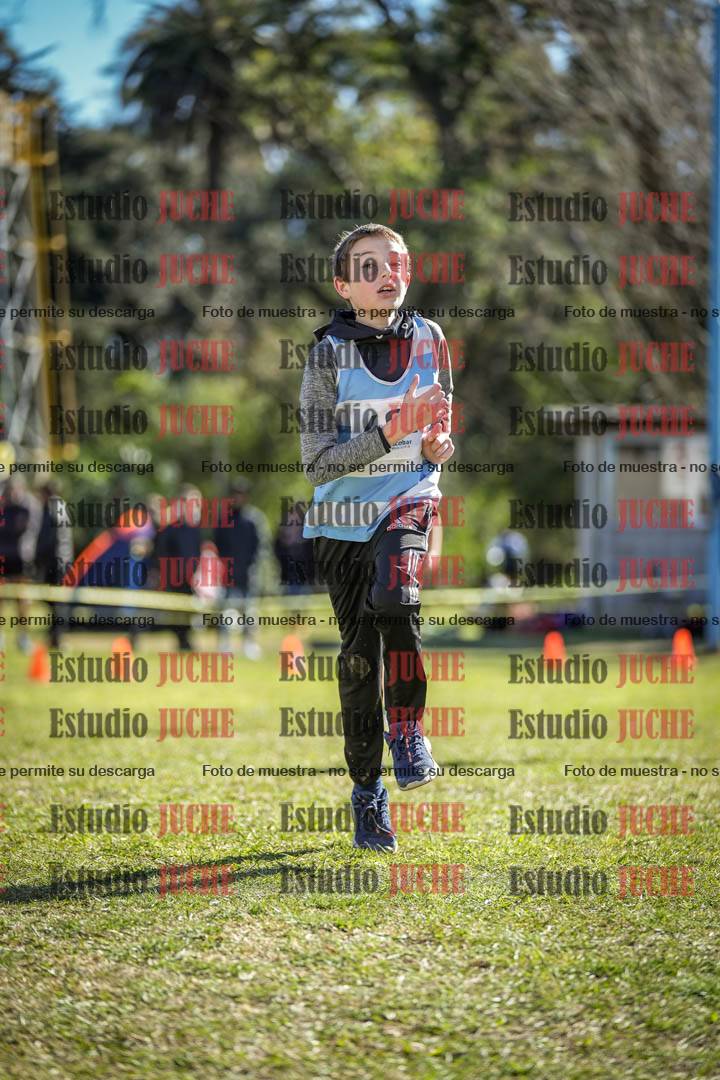 Fotos de la llegada del cross de 1000 m