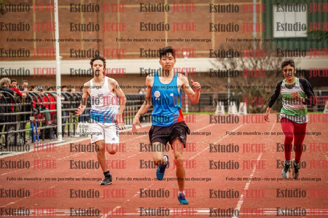 Fotos de los 200 m llanos de varones
