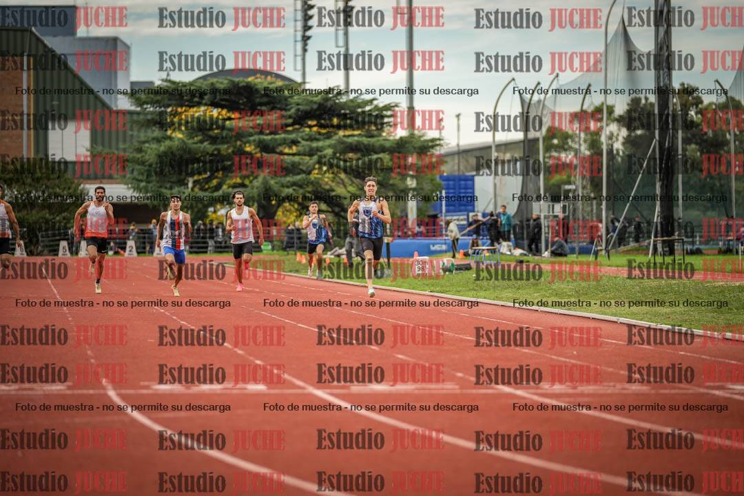Fotos de los 400 m llanos de varones